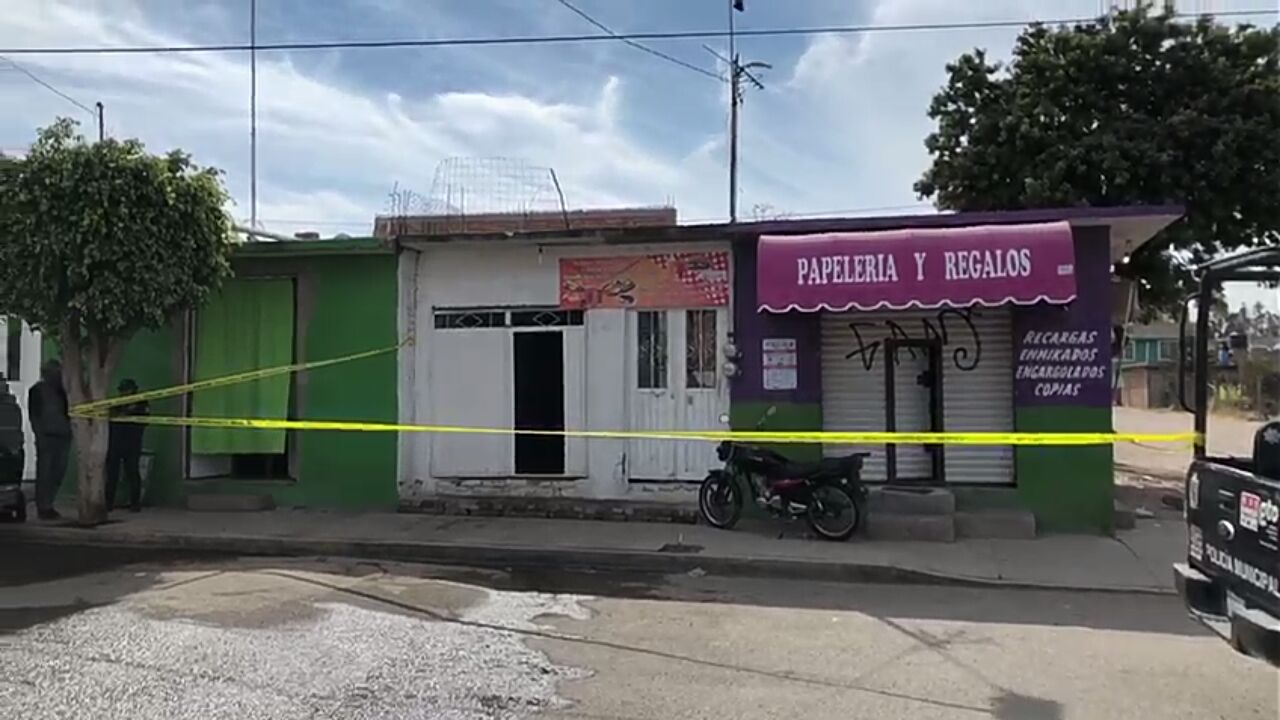 Asesinan a balazos a esposa de policía
