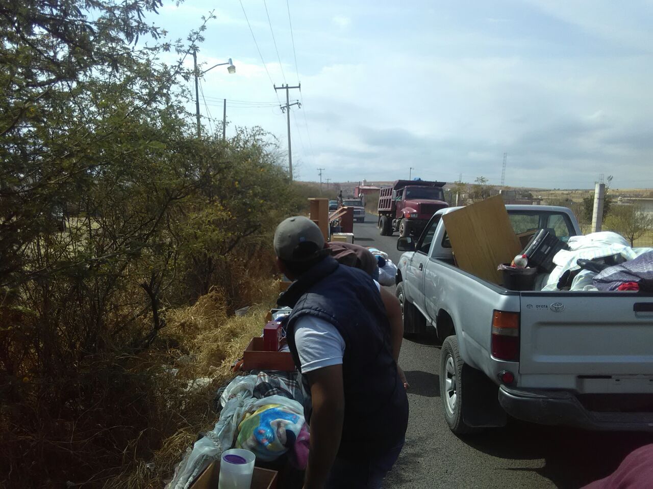 Desalojan a familias en Paso de Perules