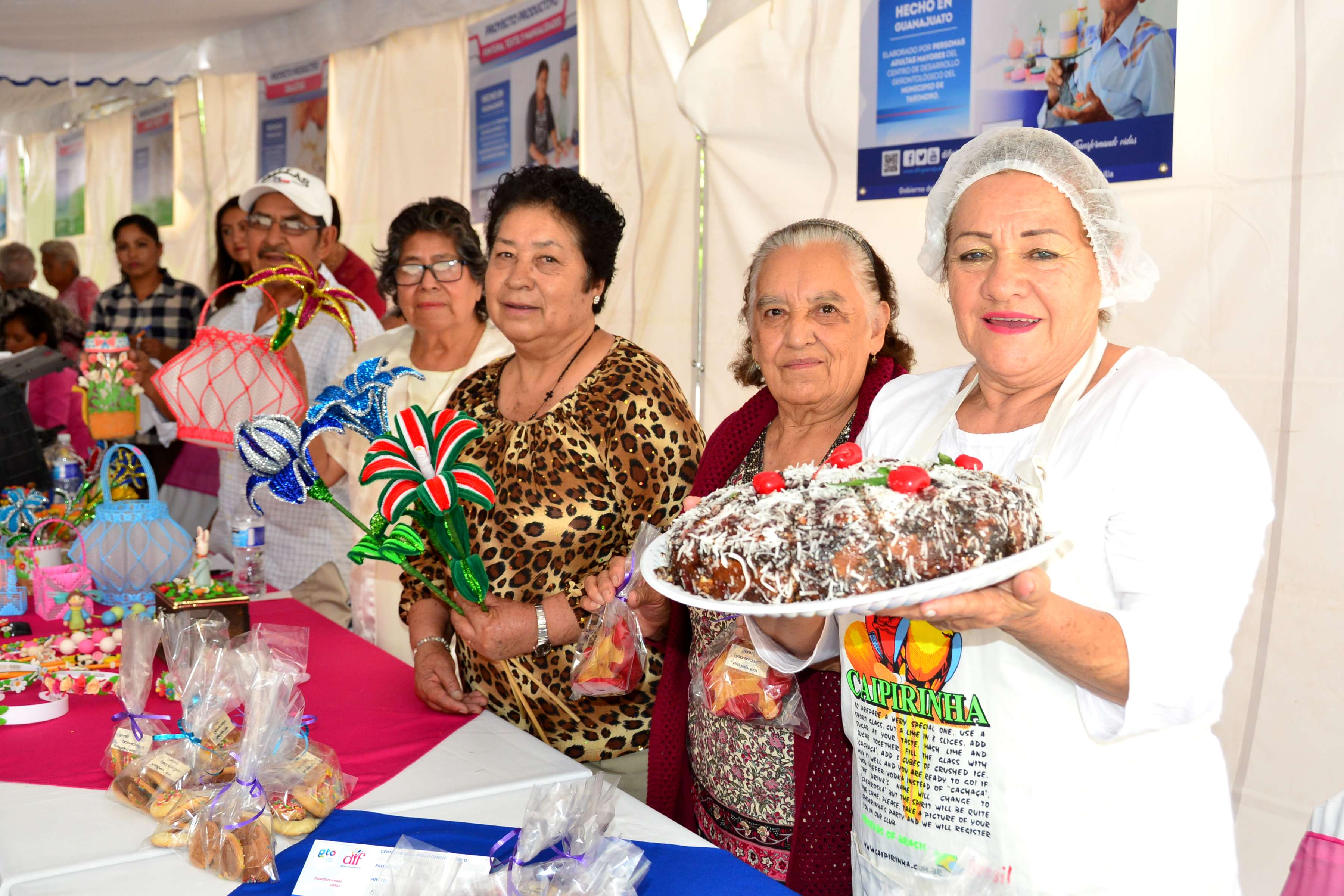 Invierte DIF estatal 2.3mdp en el programa de proyectos productivos de los Centros Gerontológicos