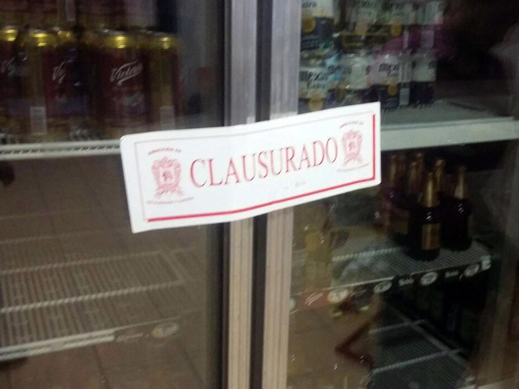 Clausuran dos bares