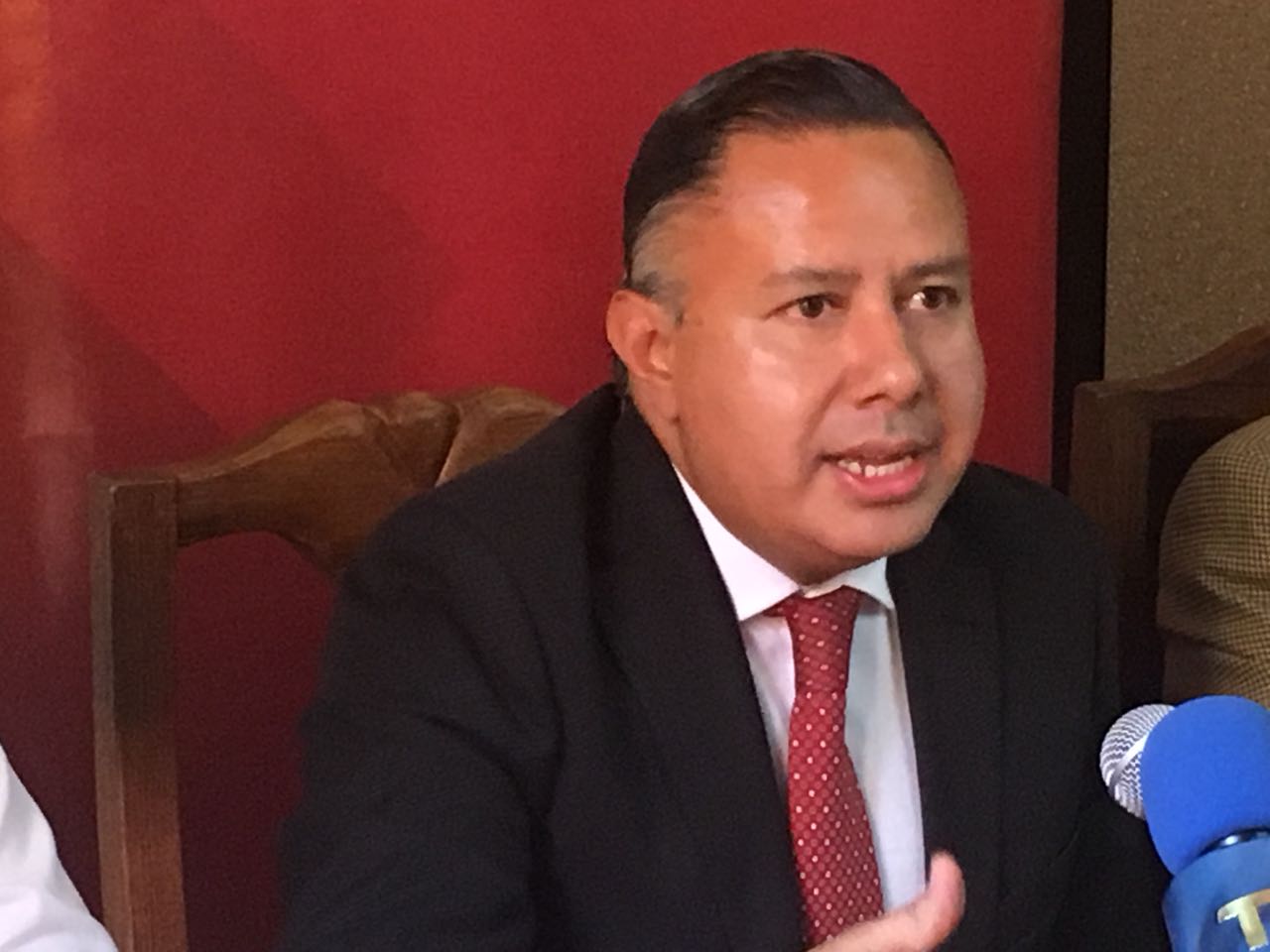 Defiende alcalde su proyecto de estacionamiento en la Ex Estación
