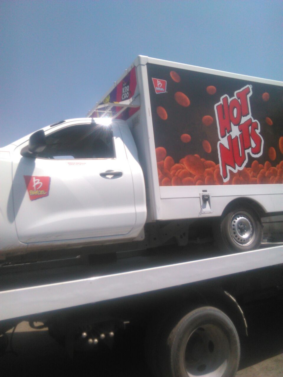 Roban camioneta de dulces
