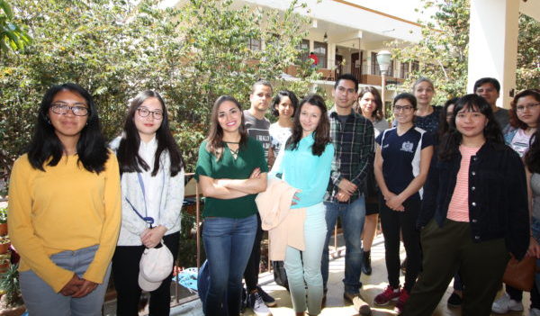 Comenzó en la UG el Taller de Traducción Literaria