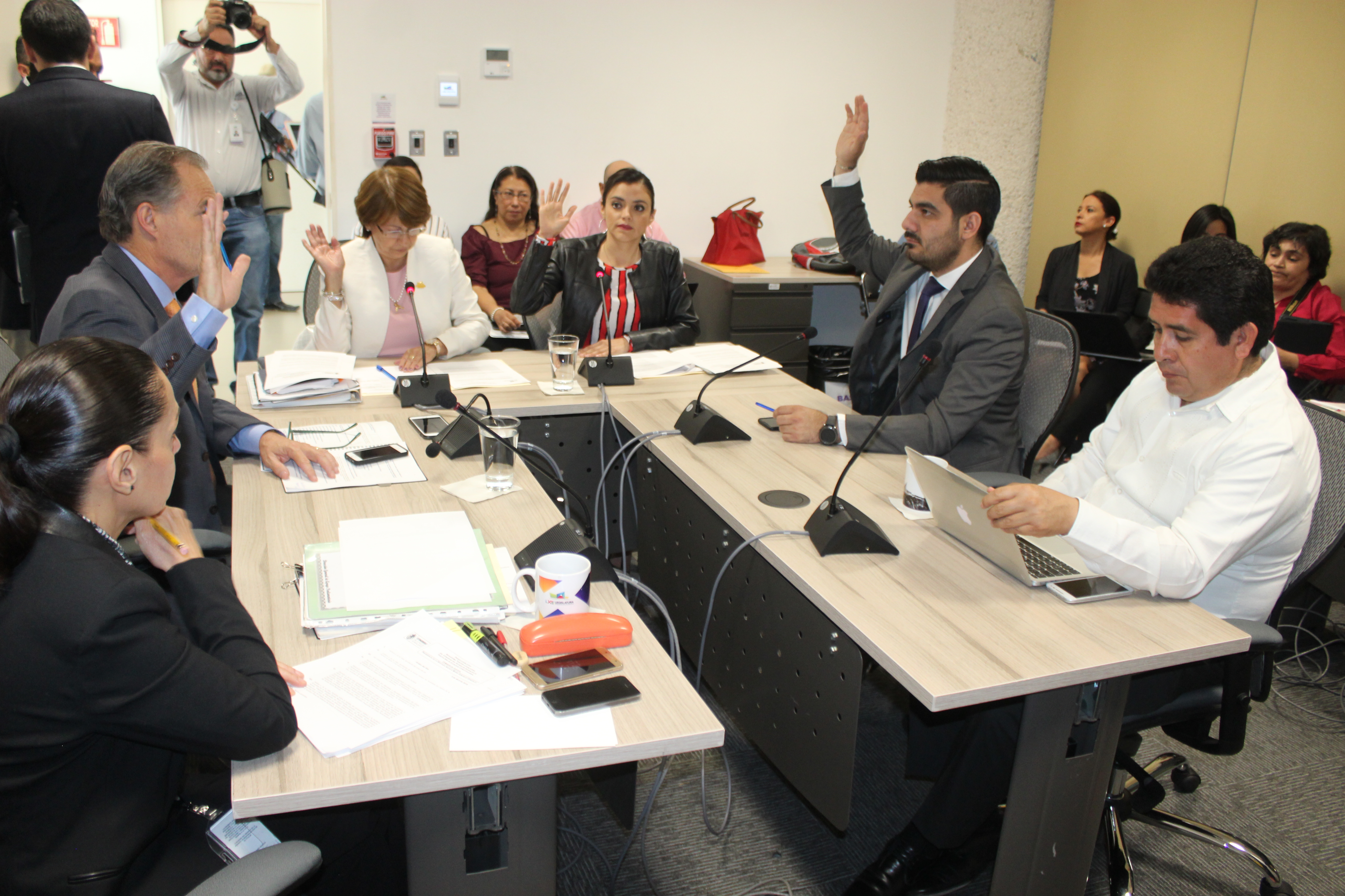 Aprueba la Comisión de Justicia  iniciativa de aumento de penas a quienes atenten contra policías