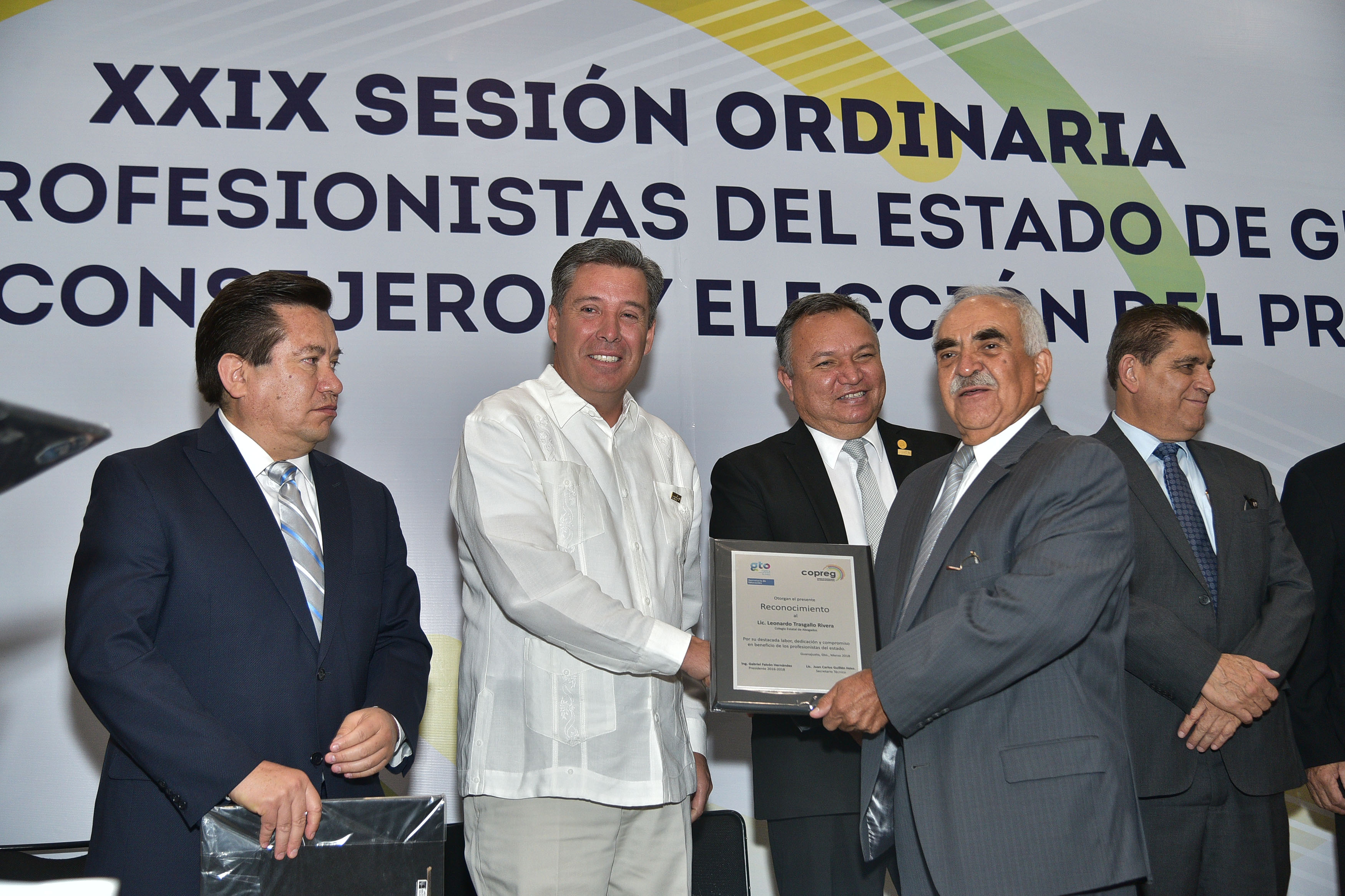 Sociedades intermedias, vínculo entre gobierno y sociedad: Miguel