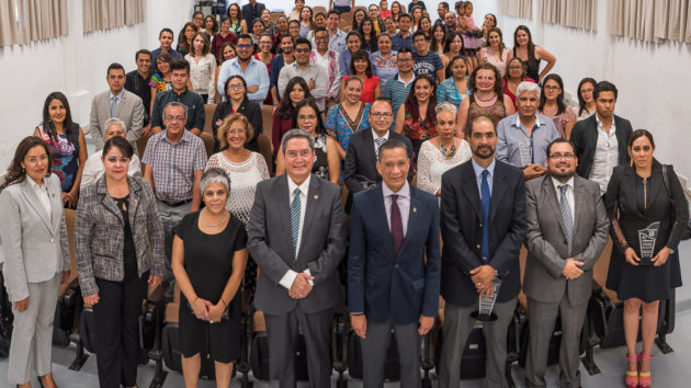 Celebra la UG 40 años de vanguardia educativa en Psicología