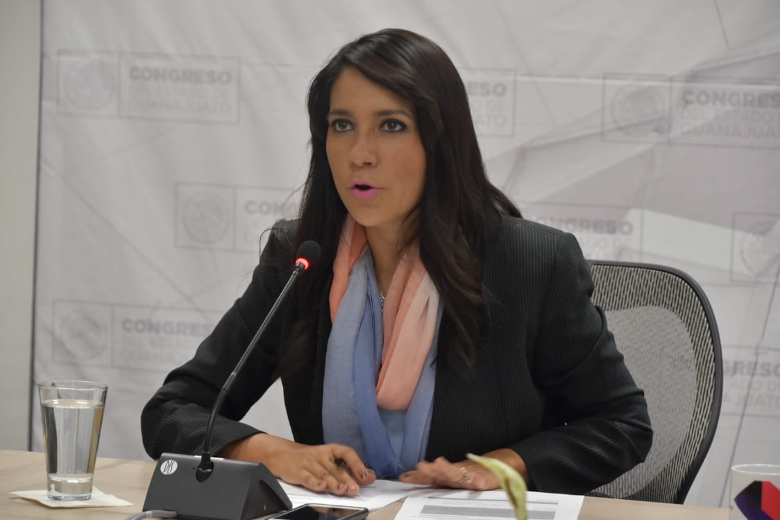 Analiza Congreso de la Unión inciativa del Congreso local por portación de armas ilegales
