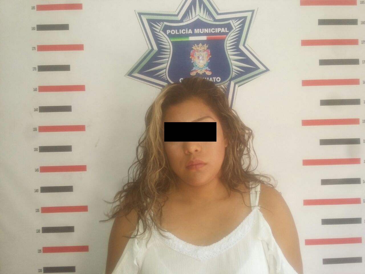 Frustran asalto y arrestan a tres