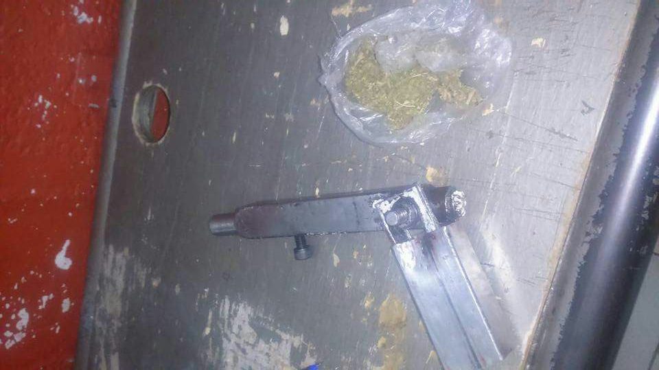 Lo detienen con arma hechiza
