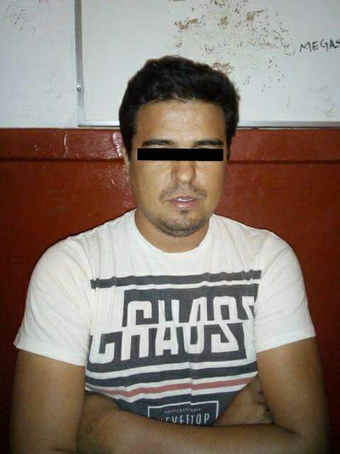 Detienen a tres con marihuana y cristal