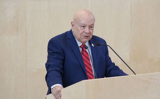 Proponen despenalizar práctica médica
