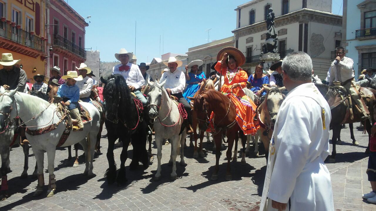 Cabalgan en honor a la Virgen de Guanajuato