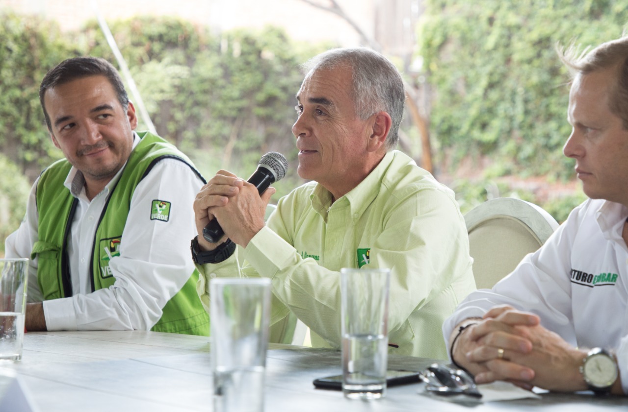 Piden a Camarena atención a adicciones