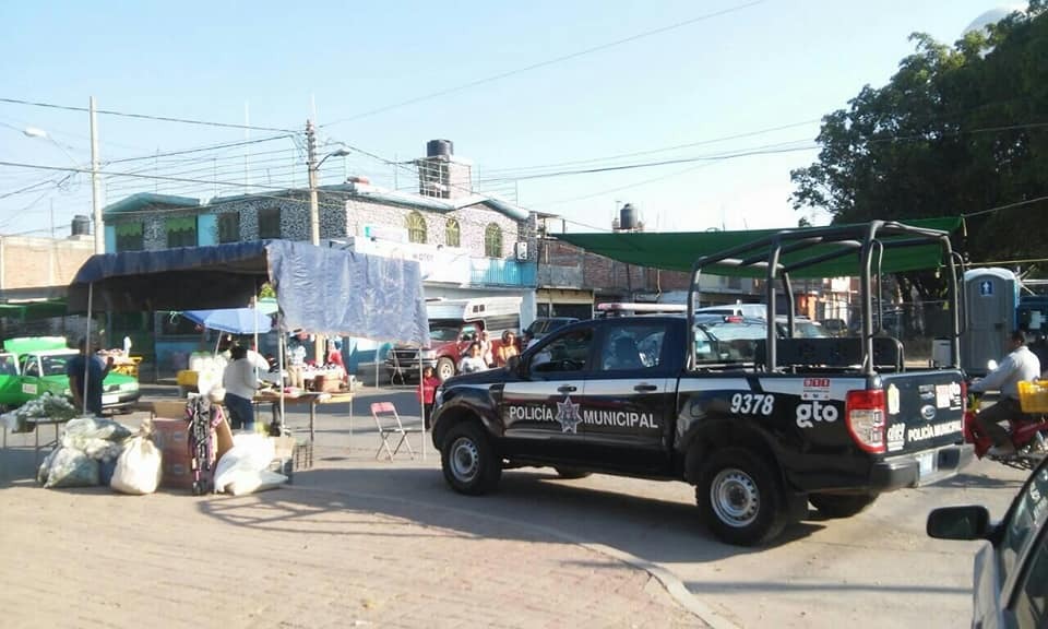 Encuentra policía auto robado