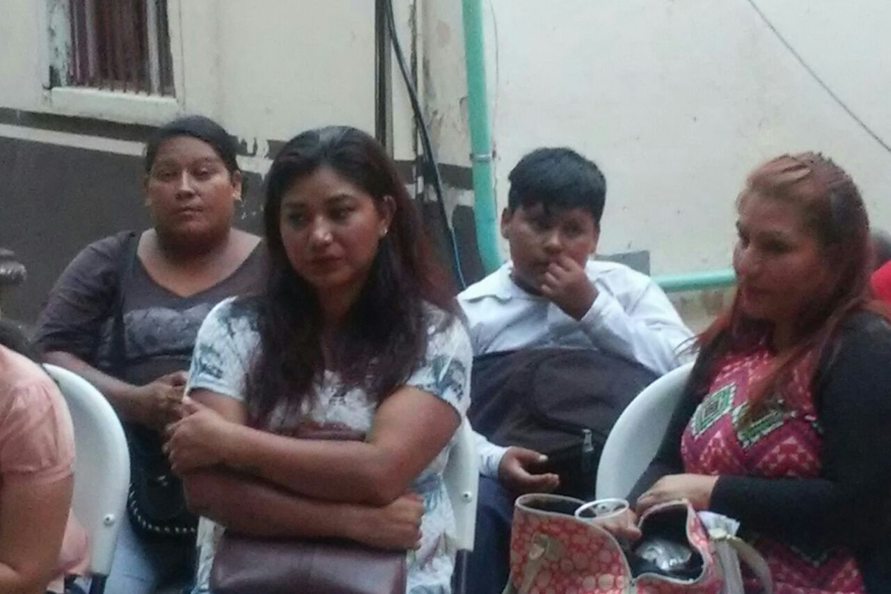 Olvidan autoridades a colonias en pobreza