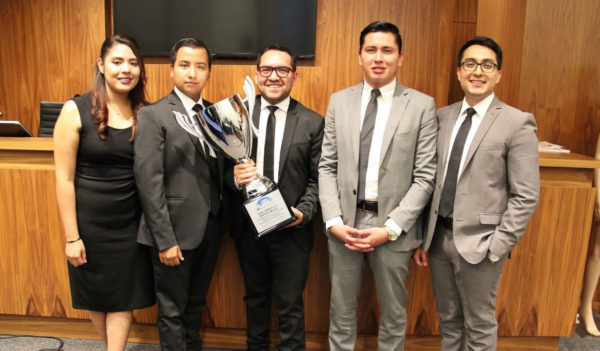 Equipo de Litigación oral de la UG es subcampeón internacional
