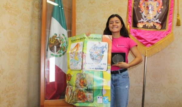 Reconocen cartel de alumna del Colegio del Nivel Medio Superior en Francia