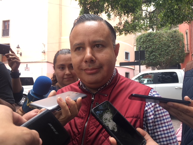Edgar Castro contra ataca contra Gerardo Sánchez