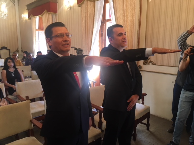 En protesta aprueba cabildo designación del nuevo tesorero