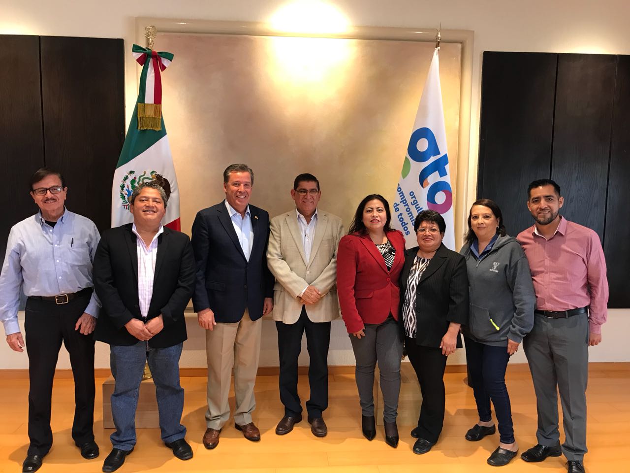 Se reúne MMM con Delegados Sindicales de educación