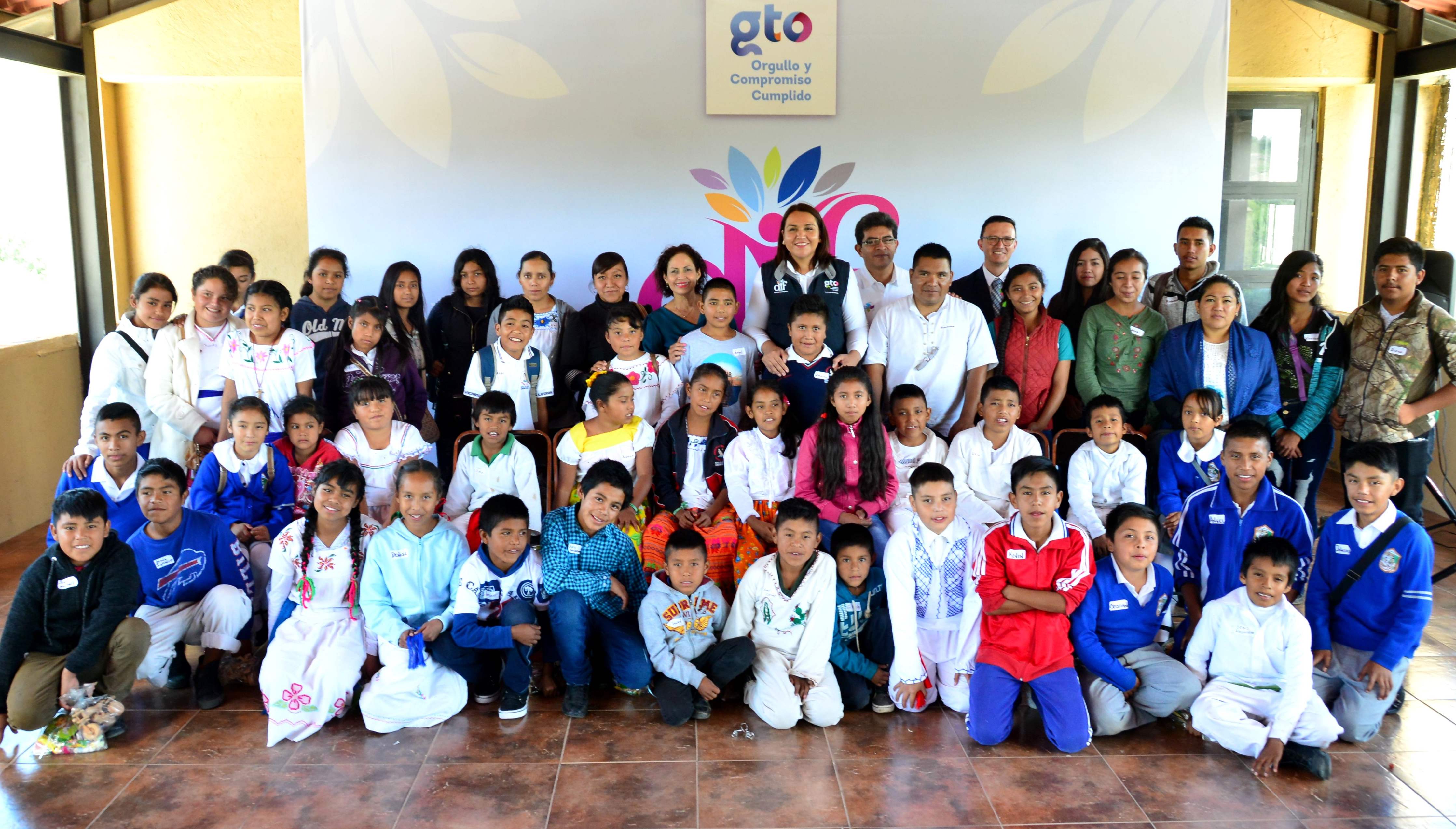 Se reúnen 50 niños Chichimecas-Rosales en Parlamento regional de partición infantil 2018