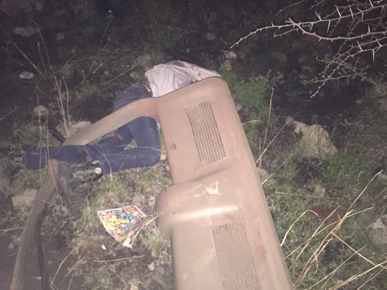 Volcadura deja siete heridos y un muerto
