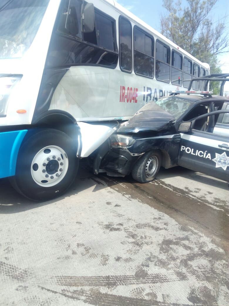 Choca patrulla en Irapuato
