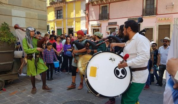 Invita IEC a participar en la Expo Arte a realizarse en callejón de la Condesa