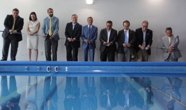 Inauguran área de rehabilitación en la Torre Médica de la UG