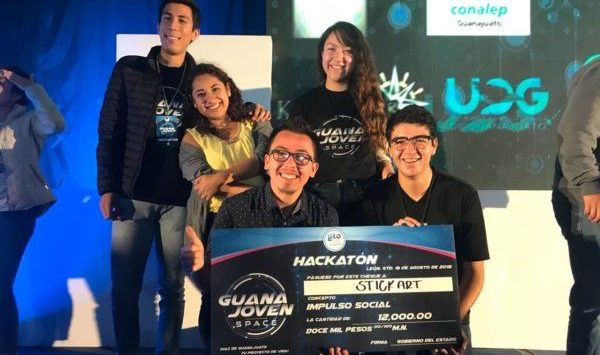 Estudiantes UG ganan en el evento estatal Guanajoven Space