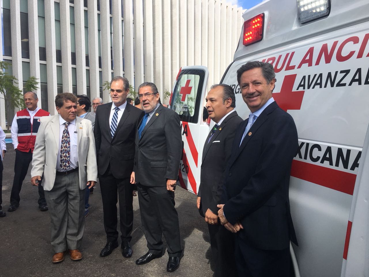 Recibe Cruz Roja de Guanajuato ambulancia nueva por parte del Congreso local