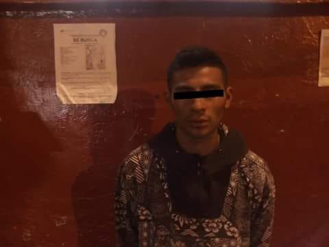 Lo detienen con camioneta robada