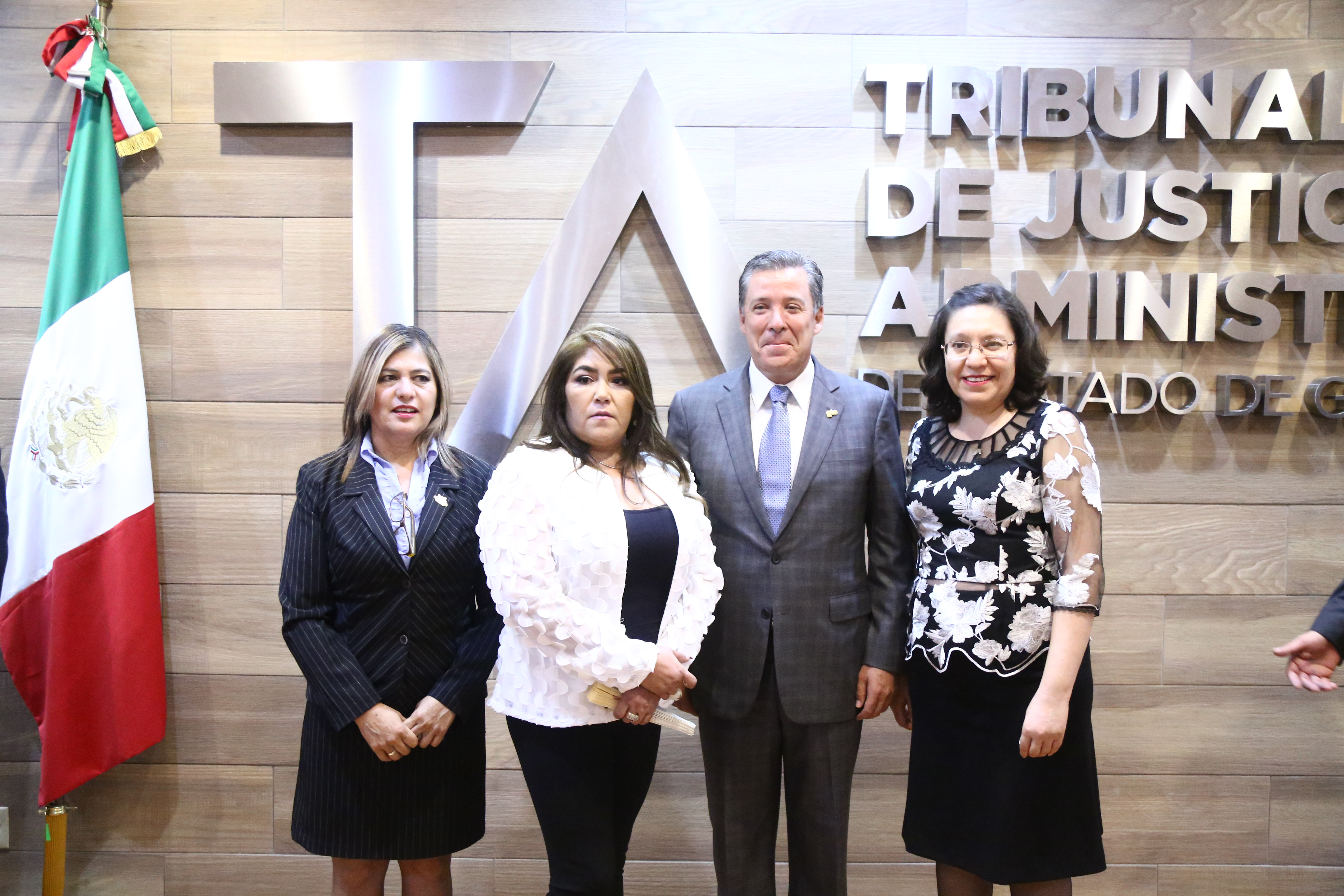 Inauguran edificio nueva del TJA