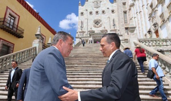 Agradece la UG al Gobernador del estado su acompañamiento y apoyo