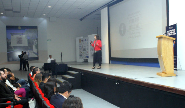 Impulsa UG talento emprendedor de su comunidad estudiantil