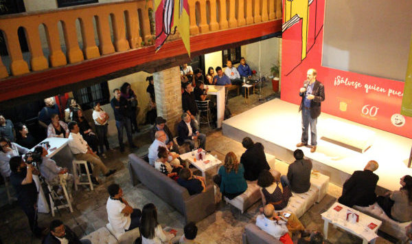 Escritores, amigos y lectores festejan los 90 años de nacimiento de Jorge Ibargüengoitia