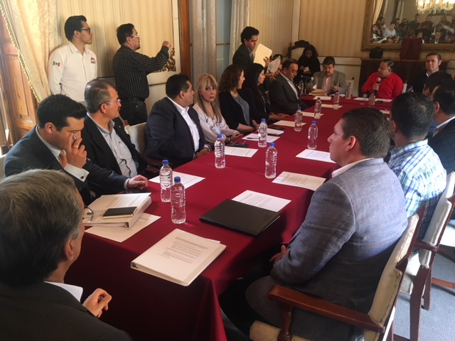Entrega de la administración lenta en algunas áreas