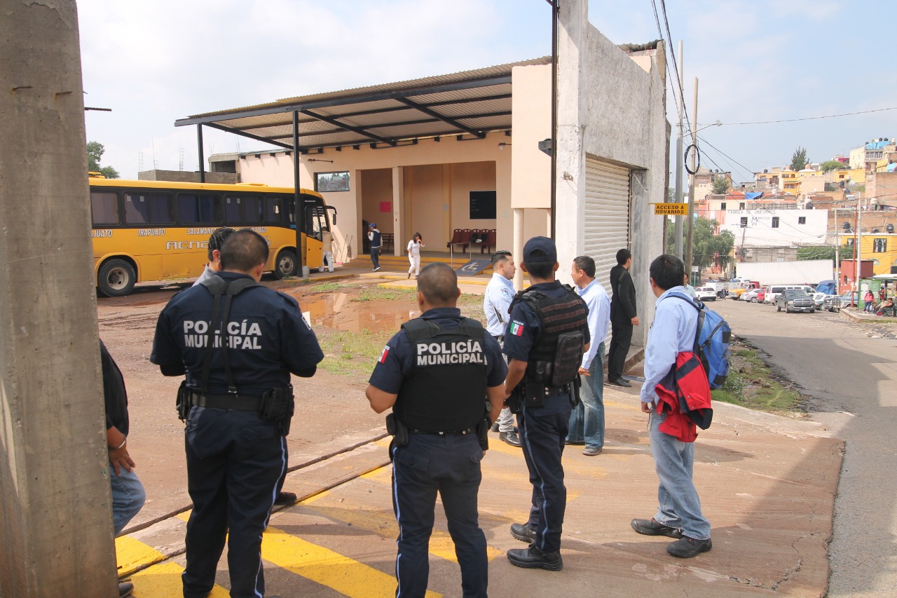 Suspenden construcción de la empresa ACNA