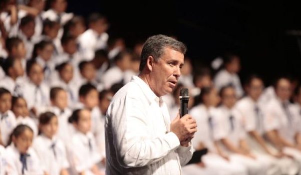 Presenta IEC Coro Monumental en Teatro Irapuato