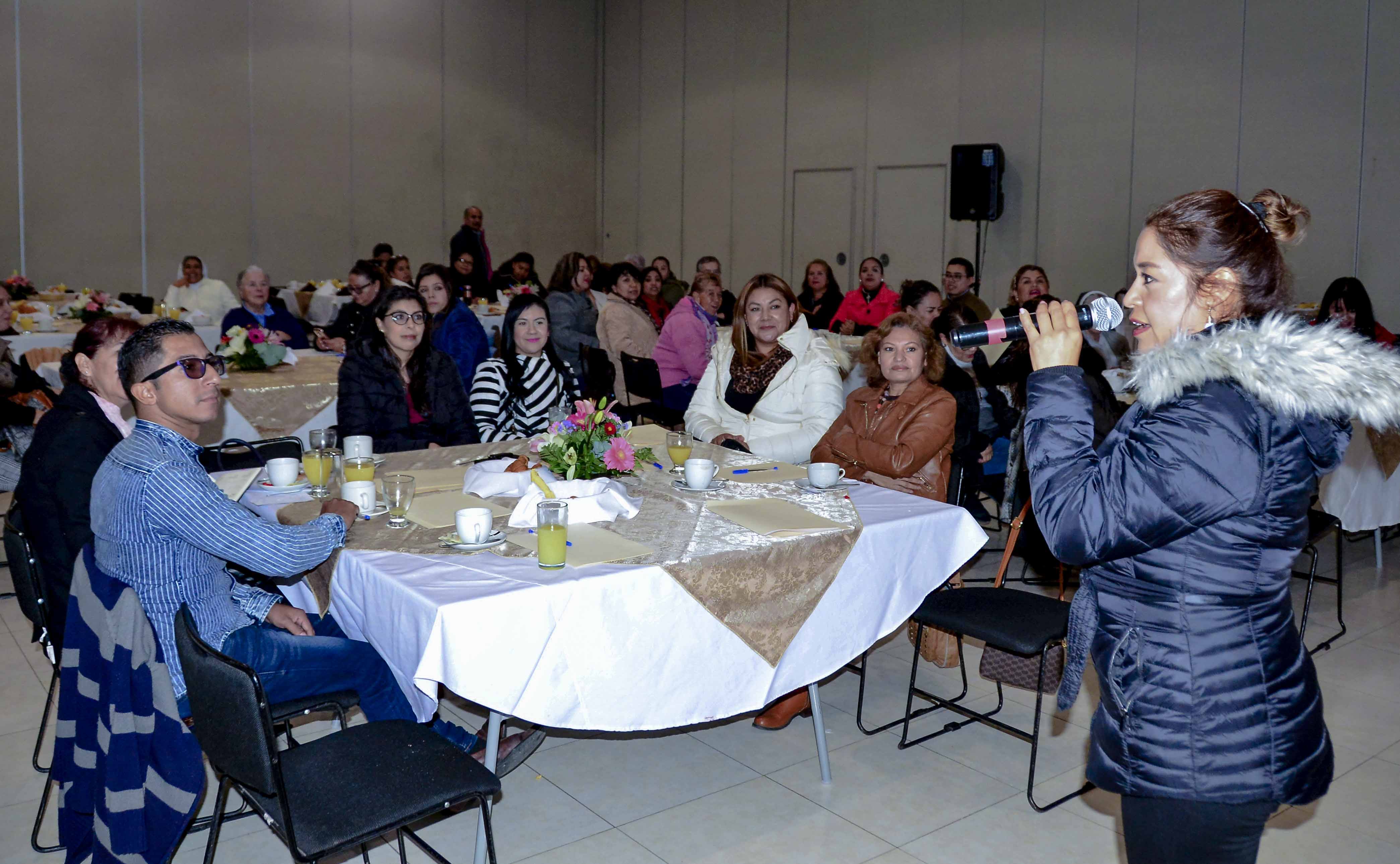 Capacita DIF estatal a 69 organizaciones de la Sociedad Civil