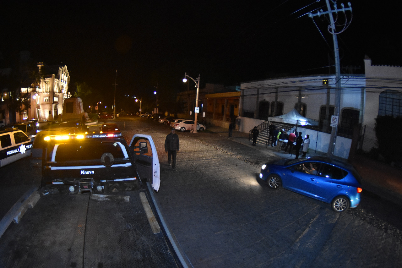 Supervisa alcalde operativo alcoholímetro y bacheo en el túnel