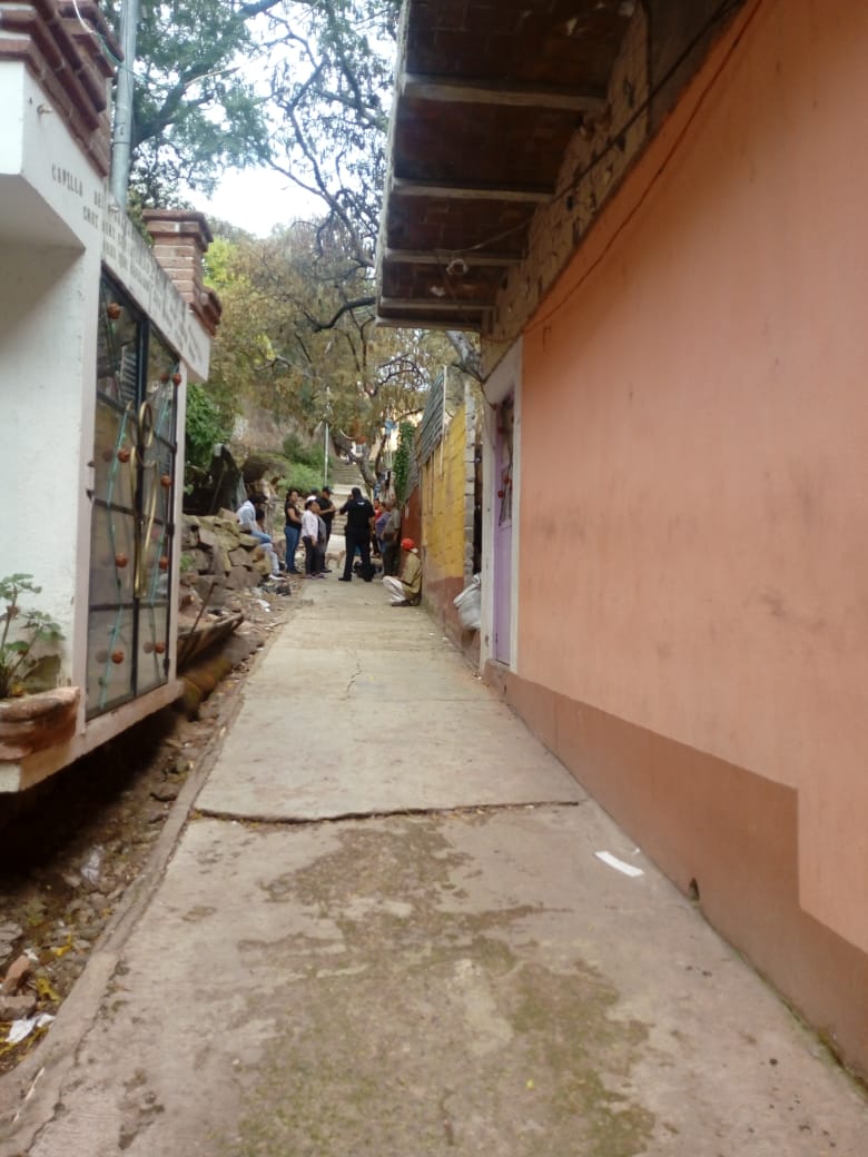 Le disparan en riña