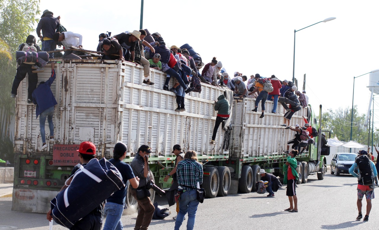 Cruzan contingentes migrantes por Guanajuato