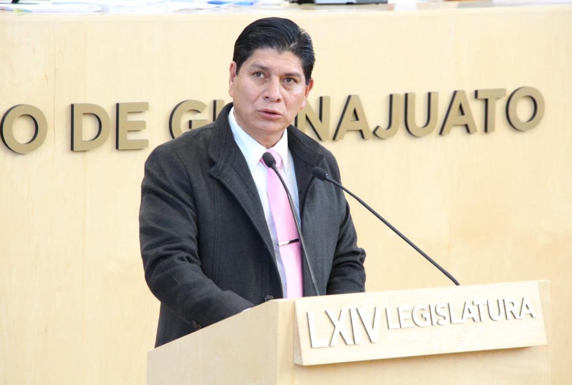 Proponen que una persona pueda postularse a dos cargos en elecciones