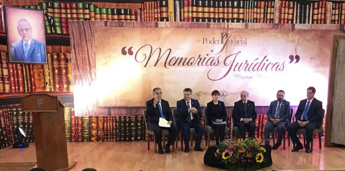 Rinden homenaje al magistrado Miguel Valadez Reyes