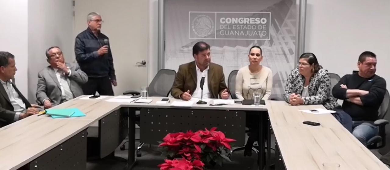 Se registran casi 300 cabilderos, solo 29 renovaron su participación