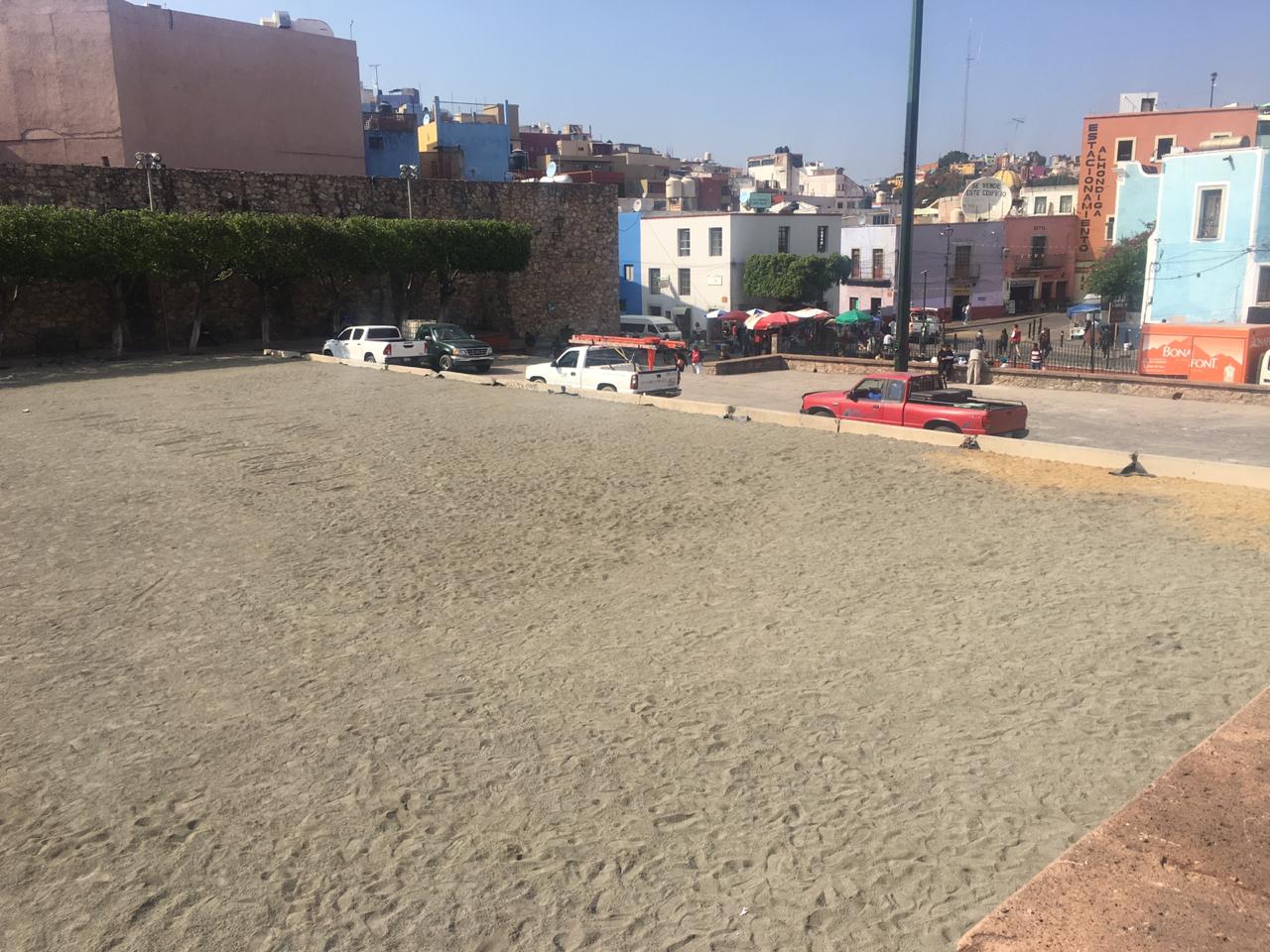 INAH supervisará colocación de la pista de hielo