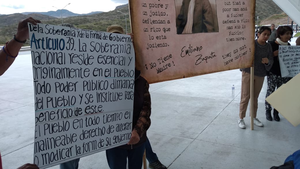 Se manifiestan sanmiguelenses por privatización de la vía pública