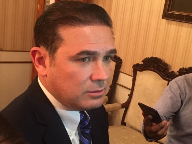 Cabildo aprueba investigación para la administración de Edgar Castro
