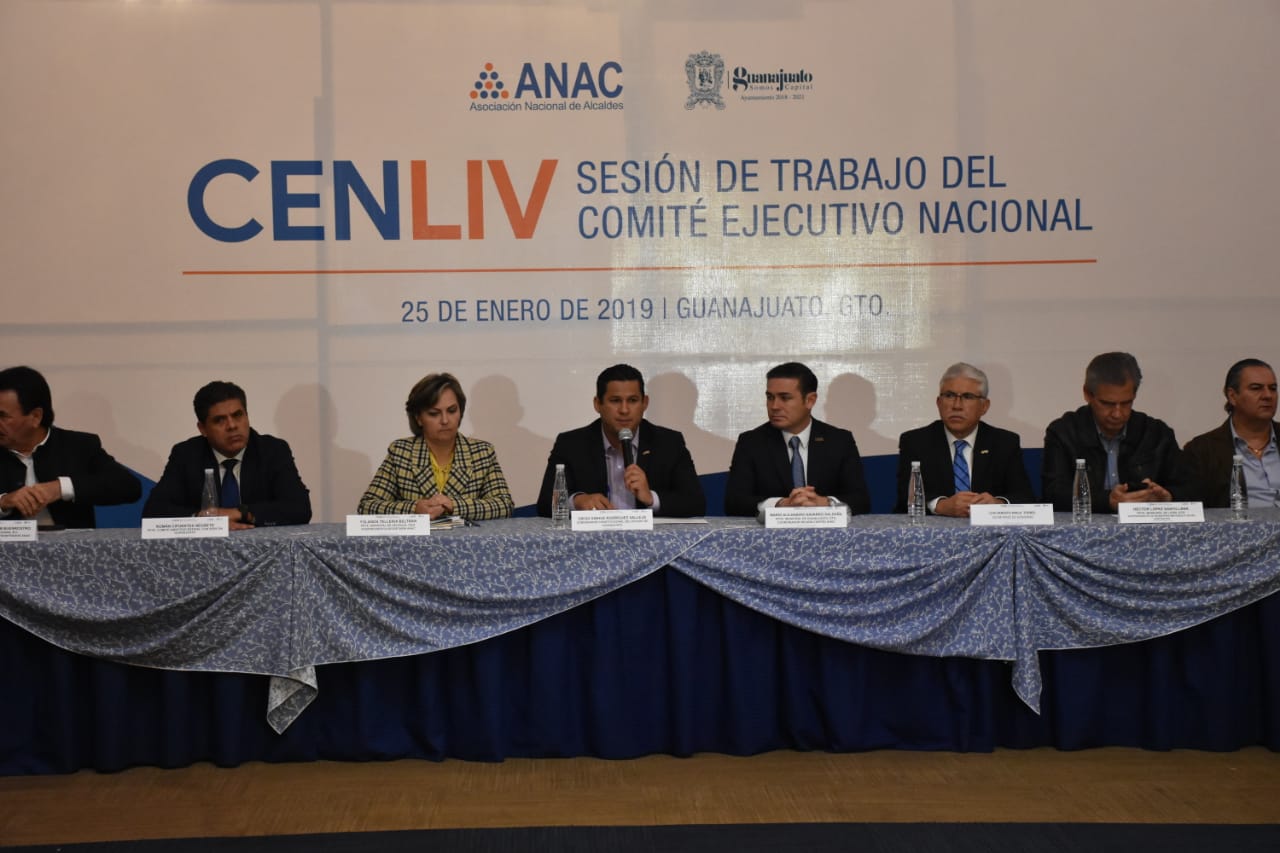 Llama ANAC a AMLO a ya no trabajar con ocurrencias